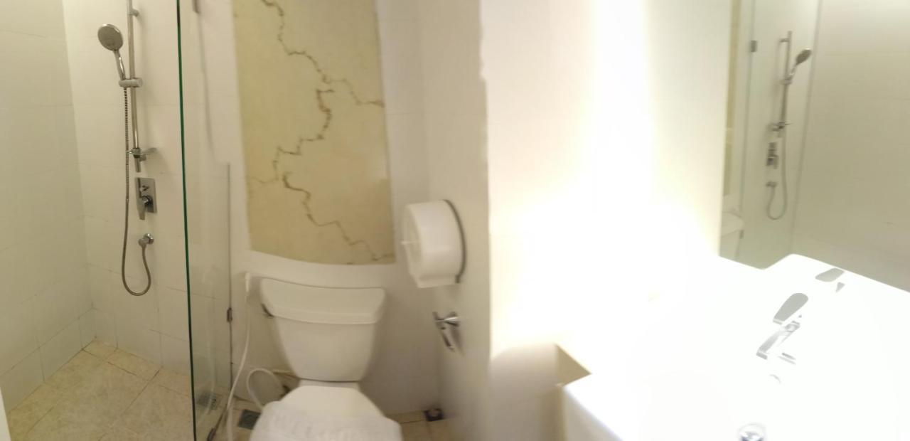Atlantis Condo Resort By Somphong Jomtien Beach Esterno foto