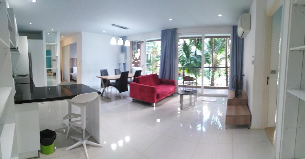 Atlantis Condo Resort By Somphong Jomtien Beach Esterno foto