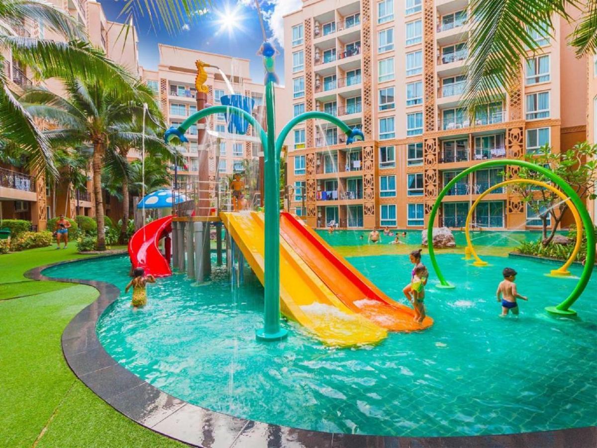 Atlantis Condo Resort By Somphong Jomtien Beach Esterno foto