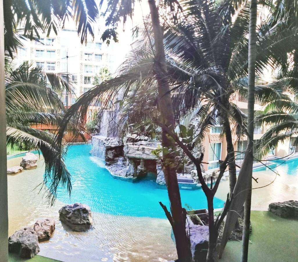Atlantis Condo Resort By Somphong Jomtien Beach Esterno foto