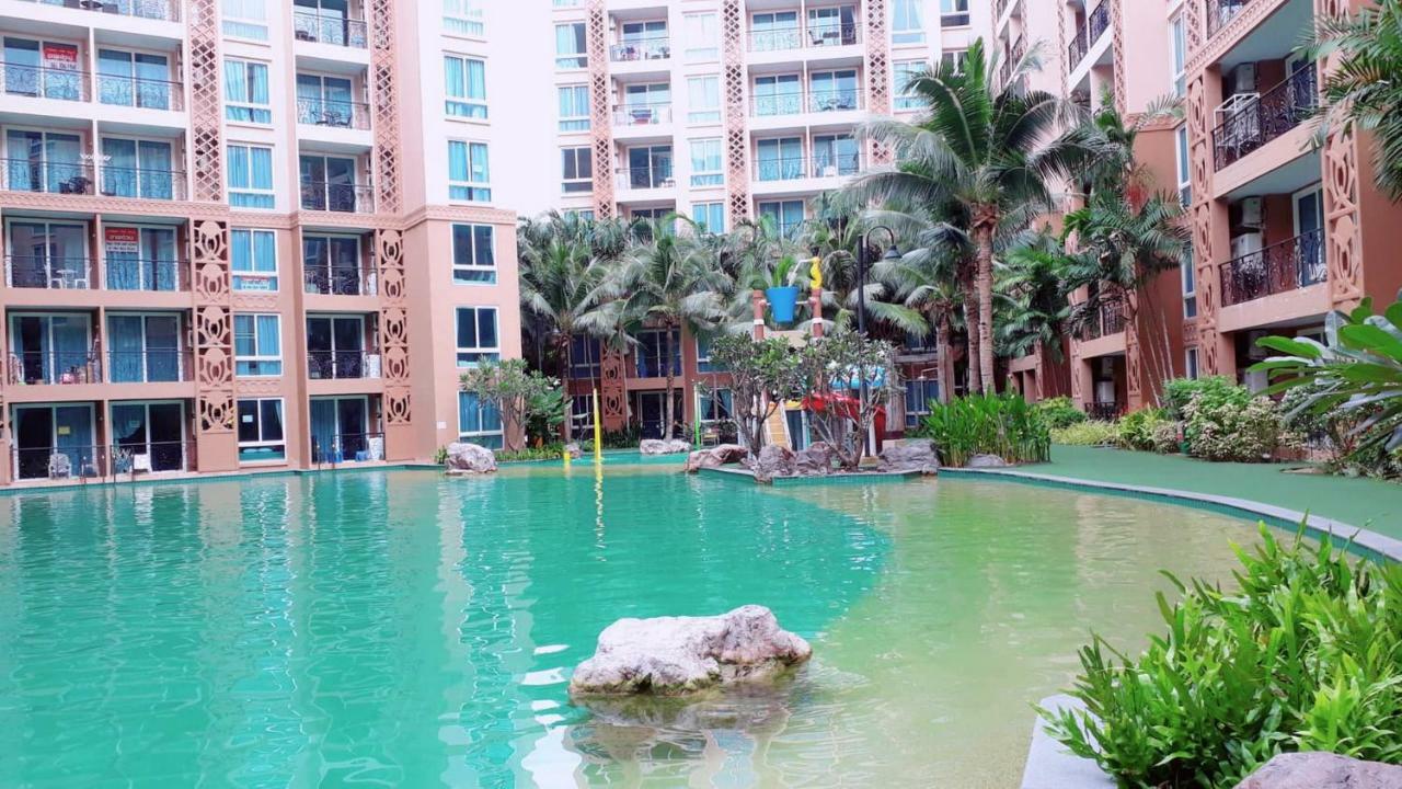 Atlantis Condo Resort By Somphong Jomtien Beach Esterno foto